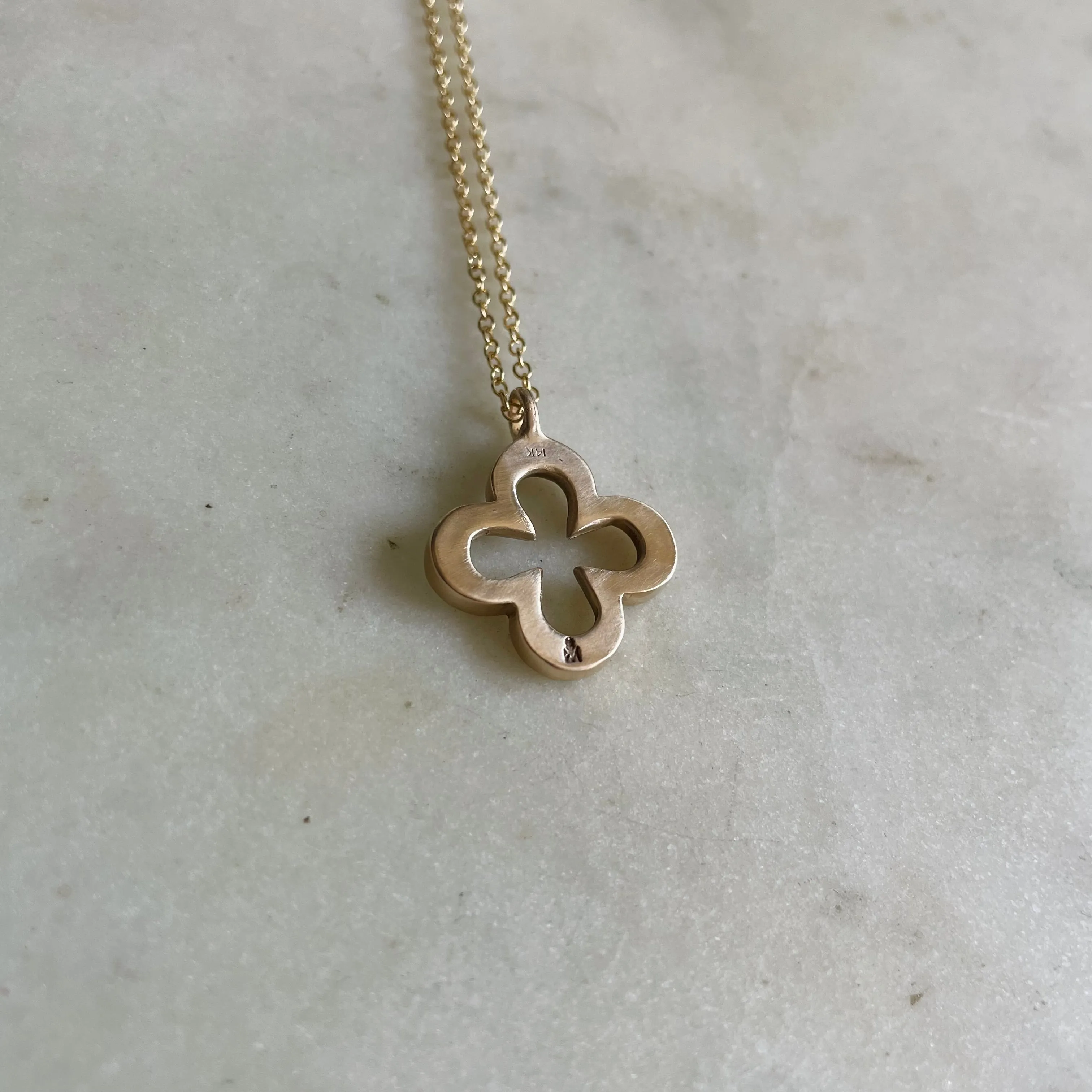 14K GOLD QUATREFOIL PENDANT