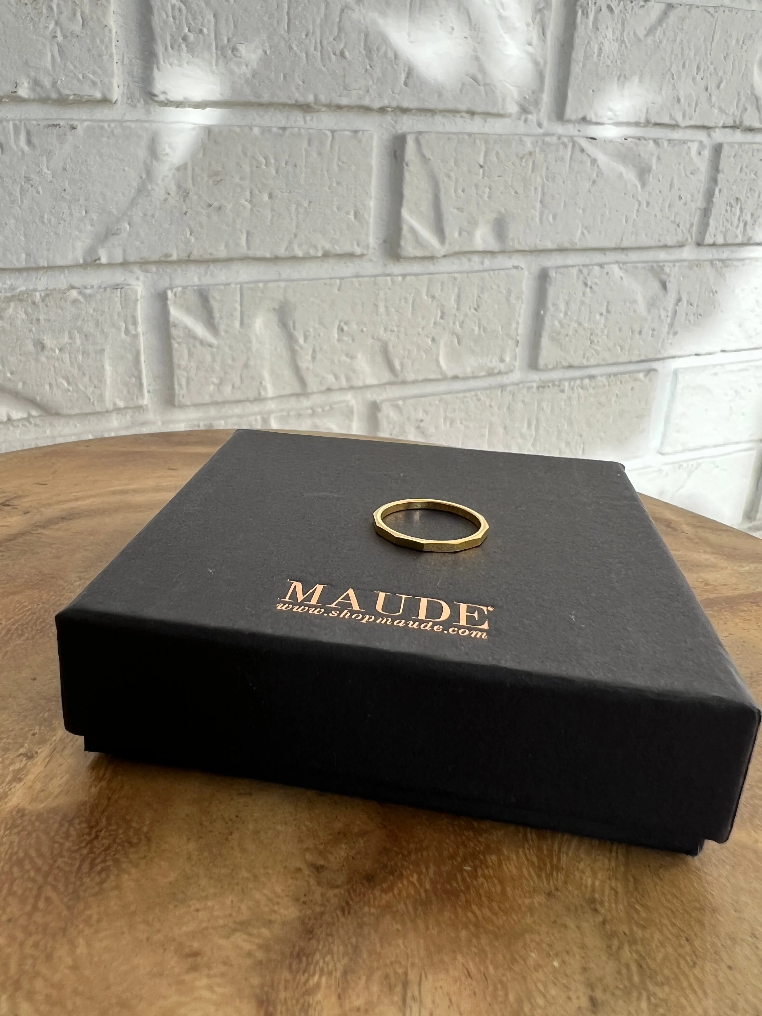 18K Millie Textured Thin Ring