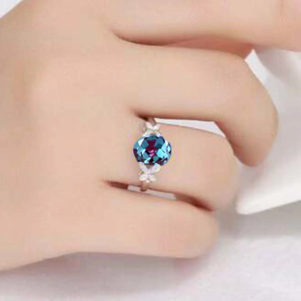 Alexandrite Ring 925 Sterling Silver Ring Beautiful Wedding Ring For Women Gift For Her June Birthstone Ring Natural Gemstone Dainty Ring