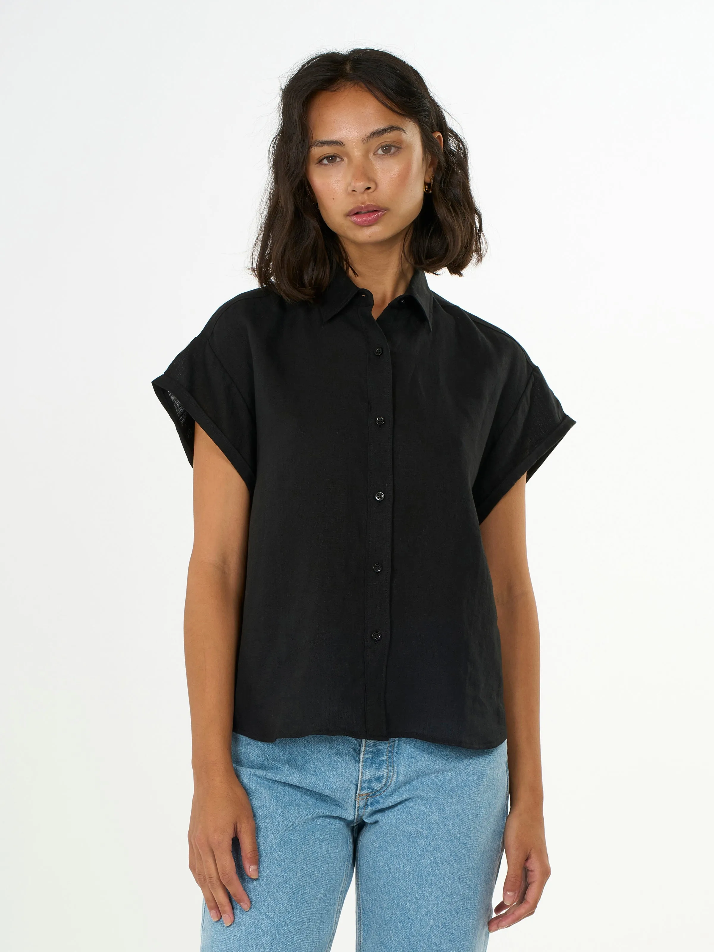 ASTER fold up short sleeve linen shirt - Black Jet