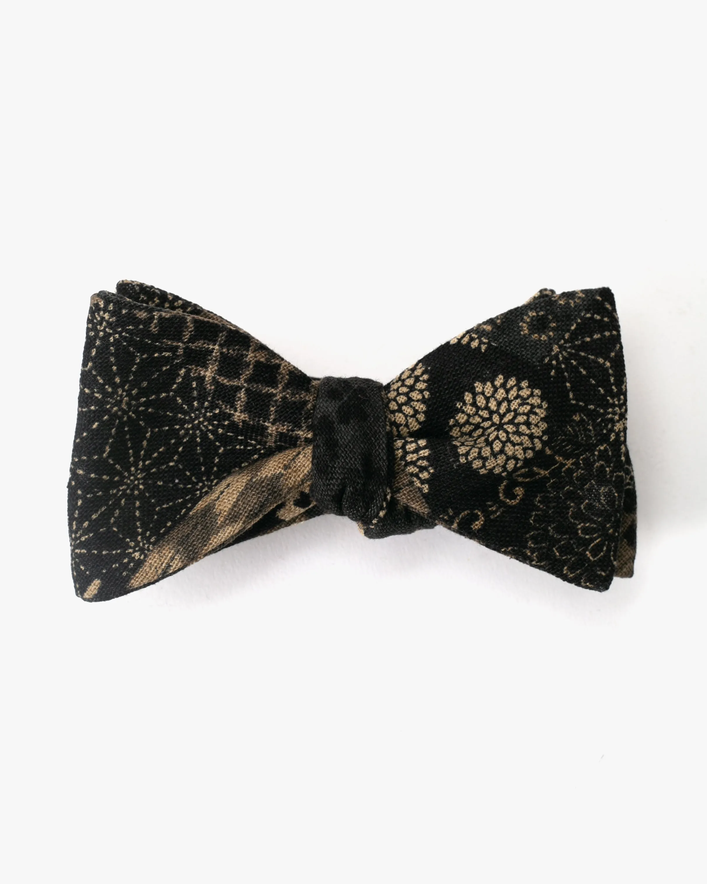 Bow Tie, Brown Dotted Asanoha and Charcoal Small Patchwork Style