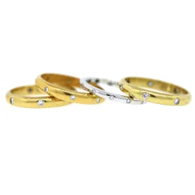 Etoile-Style Diamond Stackable Ring in 18k Gold