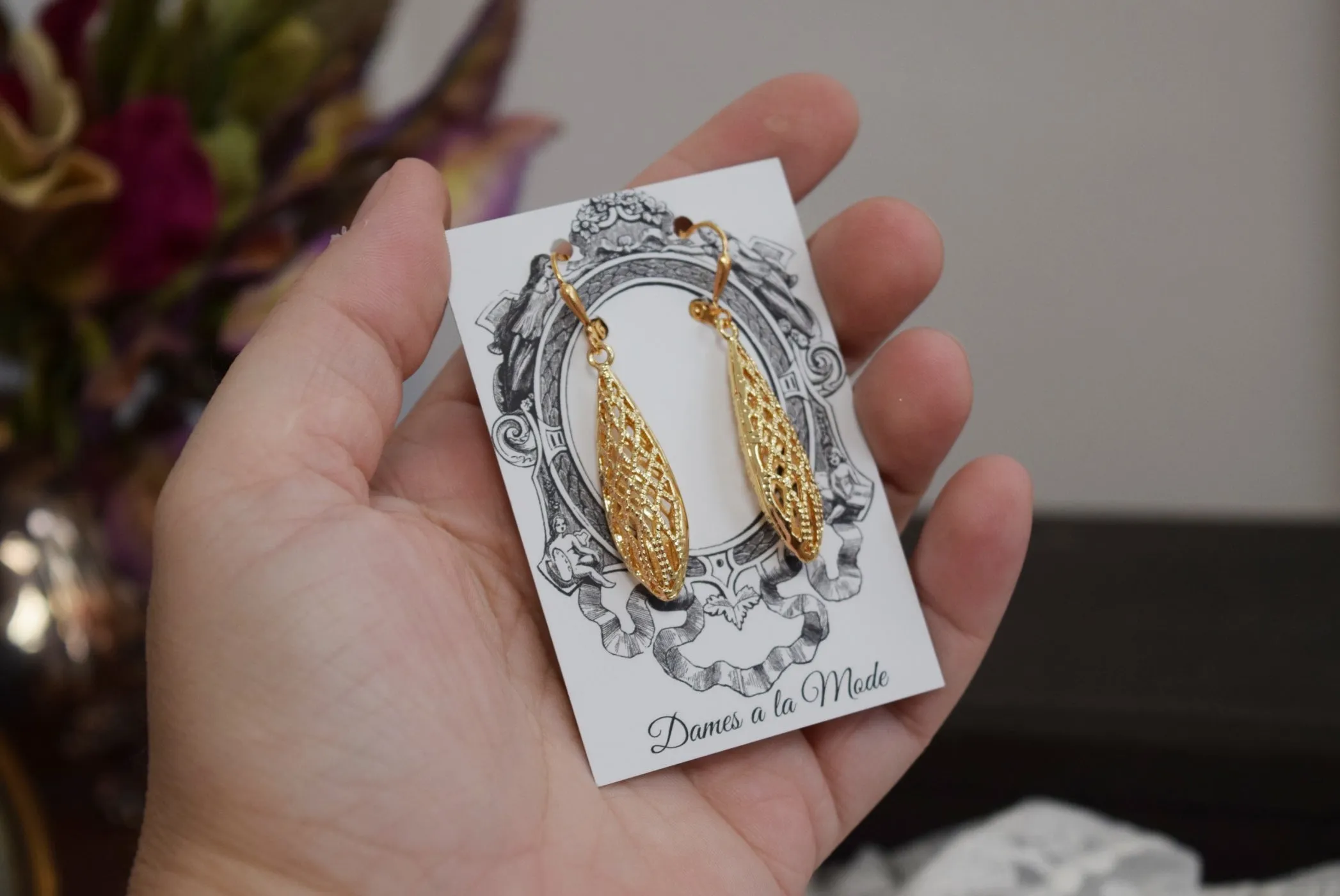 Golden Lattice Teardrop Earrings