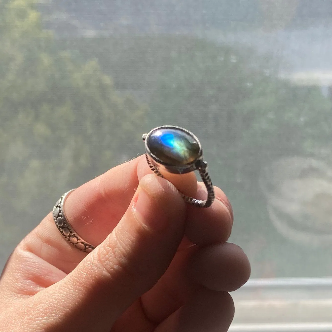 Labradorite Ring - .925 Sterling Silver - East West Oval Ring - Silversmith Ring