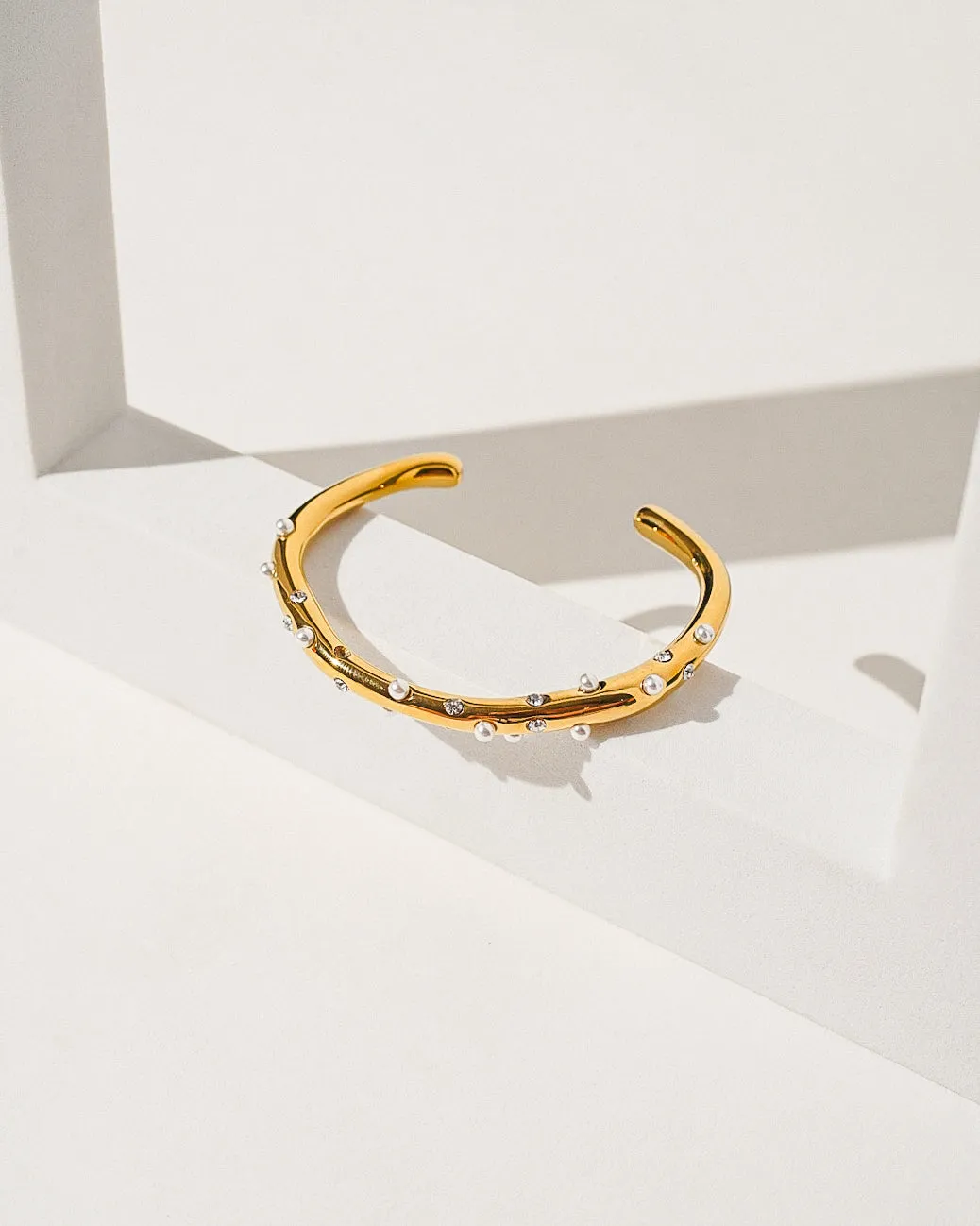 Mardi Bangle