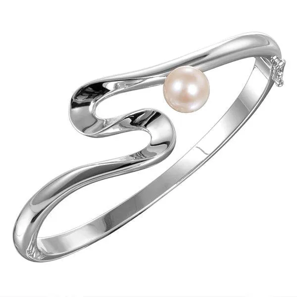 Pearl Ribbon Bangle