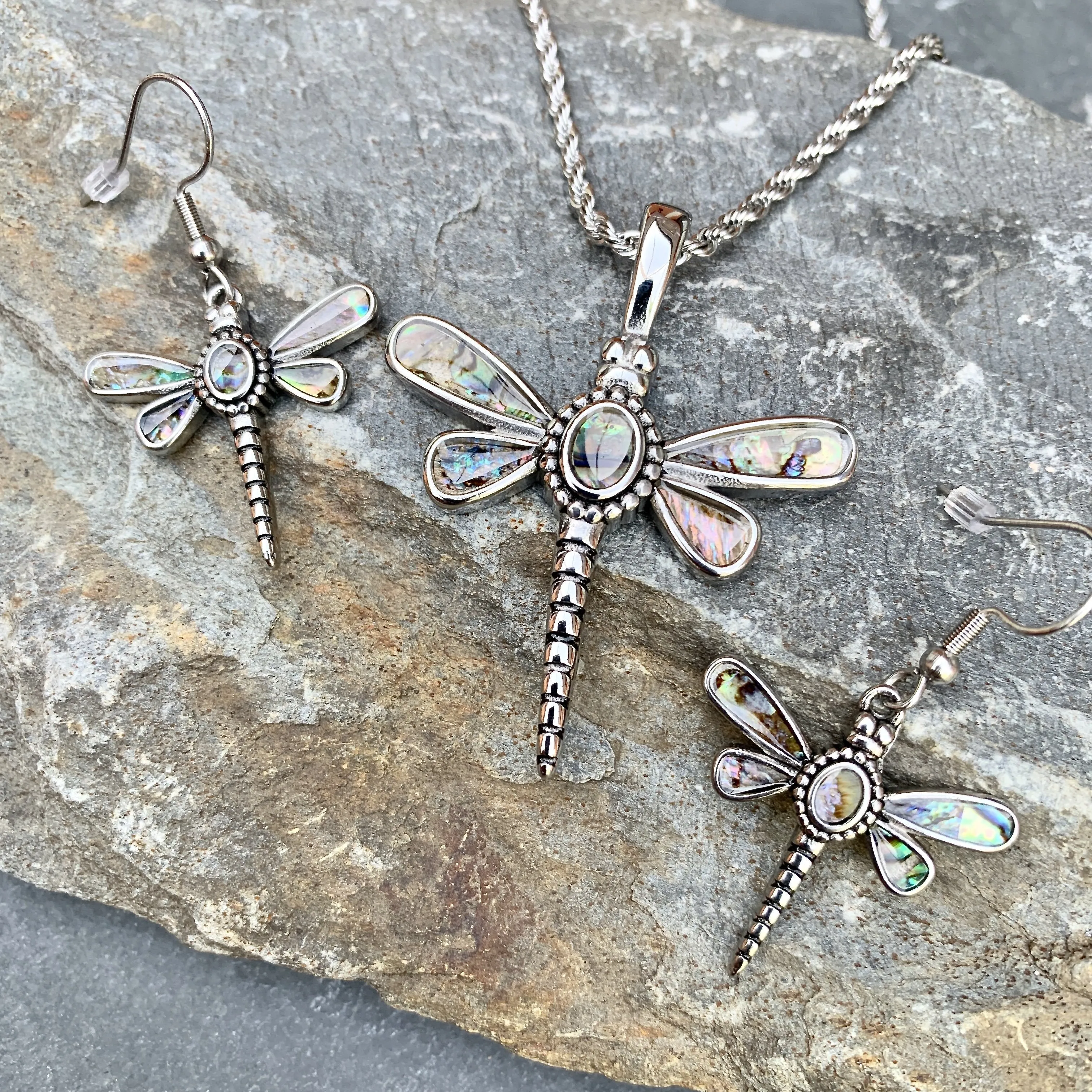 Sea Shell - Dragonfly Tear Drop Pendant - Rope Necklace - SK2557