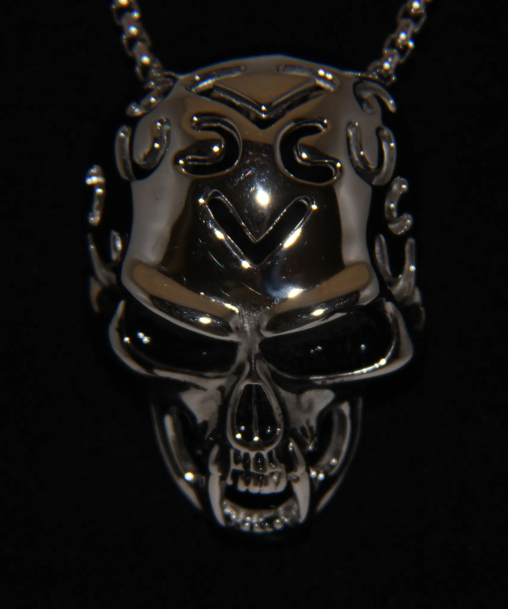 Stainless Steel Vampire Skull Pendant - UDINC0469