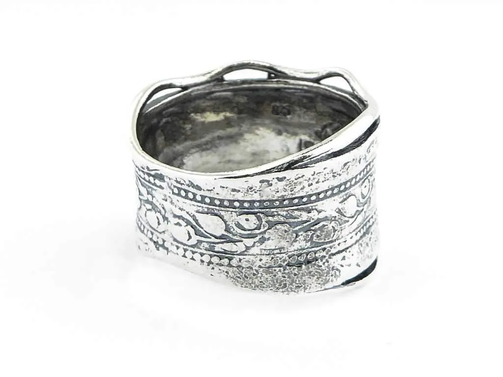 Sterling silver ring  Bohemian design floral vintage look rings