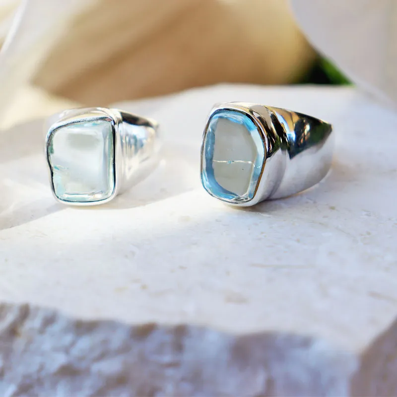 Vaarin Blue Topaz Cabochon Ring